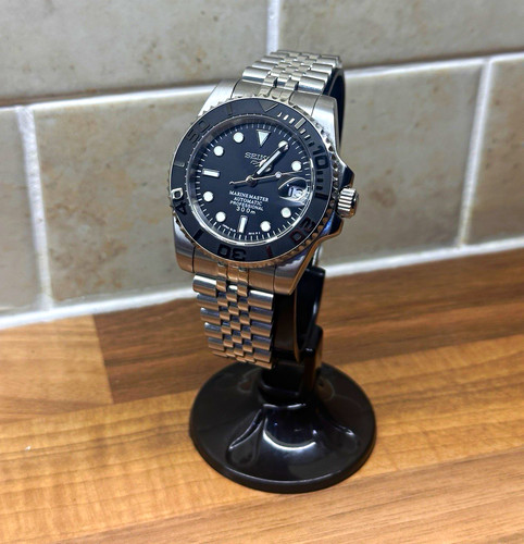 Seiko automatic 40mm - seiko, black